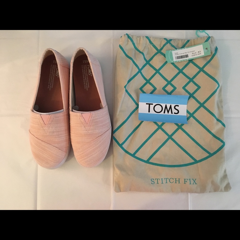 TOMS Avalon Canvas Slip On Sneaker Blush 8.5 NWT